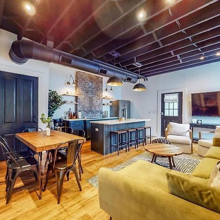 Luxury 8 Bed/4 Ba Nulu Home Private Yard/Parking Луисвилл Экстерьер фото