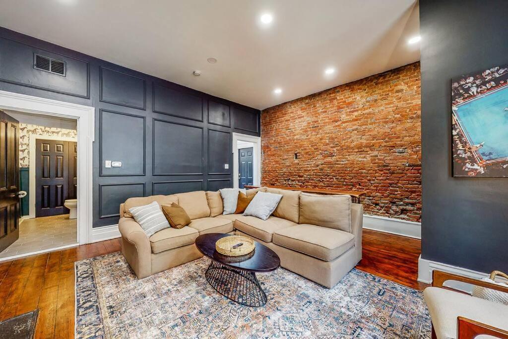 Luxury 8 Bed/4 Ba Nulu Home Private Yard/Parking Луисвилл Экстерьер фото